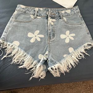 Jean flower shorts